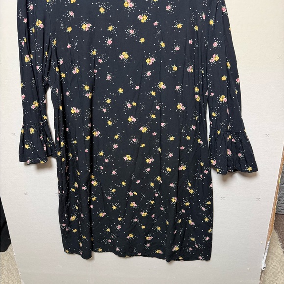 Old Navy Black Floral Long Sleeve Dress - Picture 3 of 4